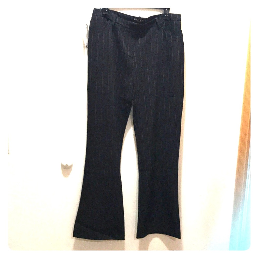 Y2k Vezucci plaid & black modern bell bottom high rise flare new